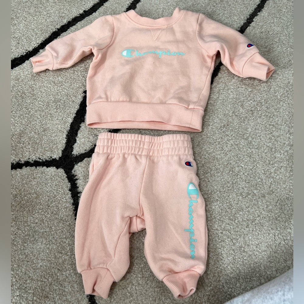 Champion infant sweatsuit outfit 3-6 months